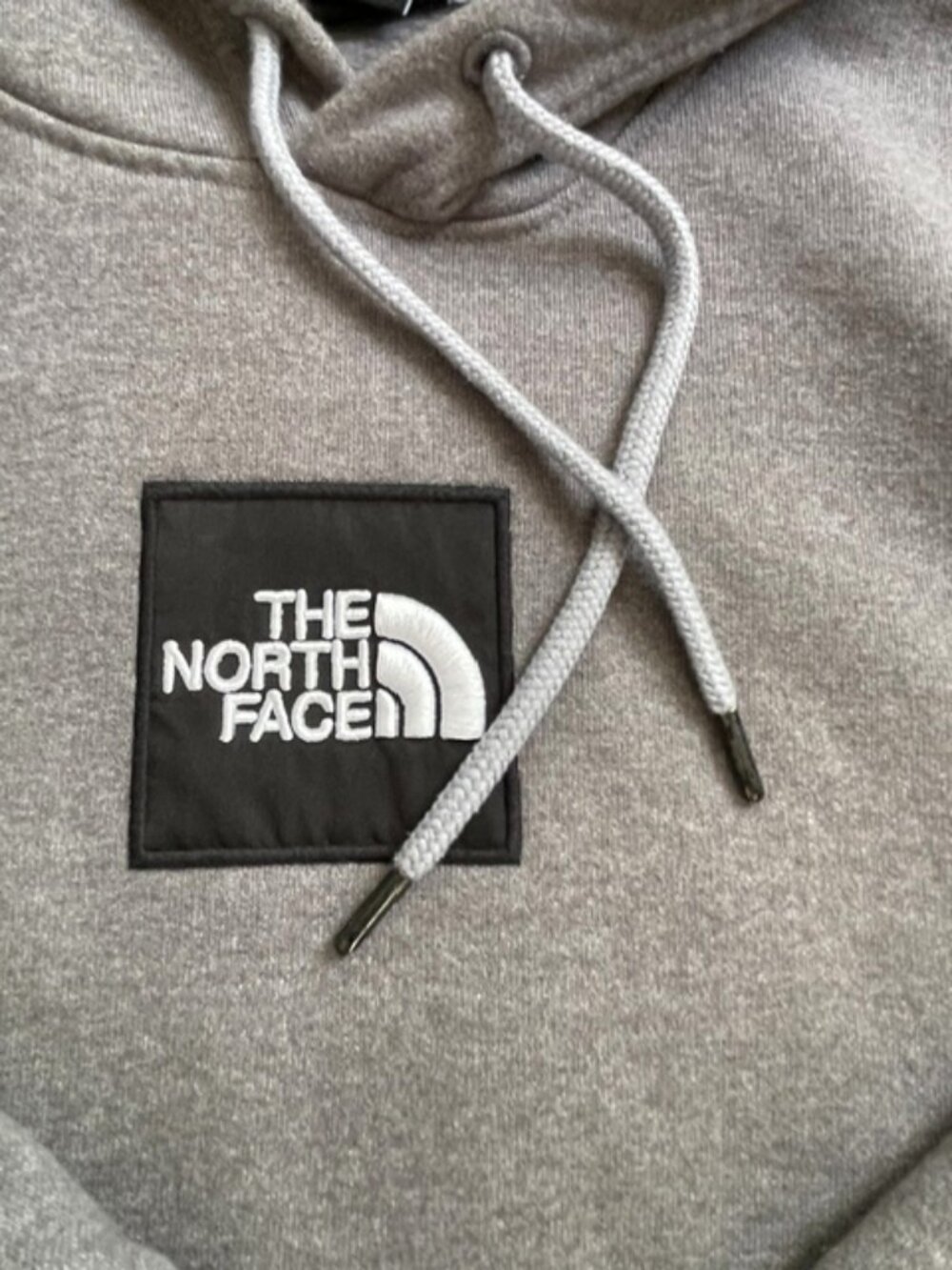 The North Face Men’s NF0A7QC2 Hoodie Sweatshirt, Gray, Size M - Picture 4 of 11